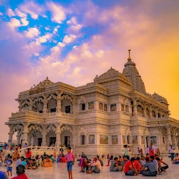 Delhi Mathura Taj Mahal Group Tour Package