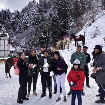 Shimla Narkanda Group Tour Package