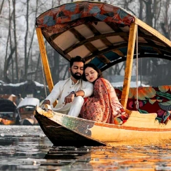 Kashmir Honeymoon Tour Package
